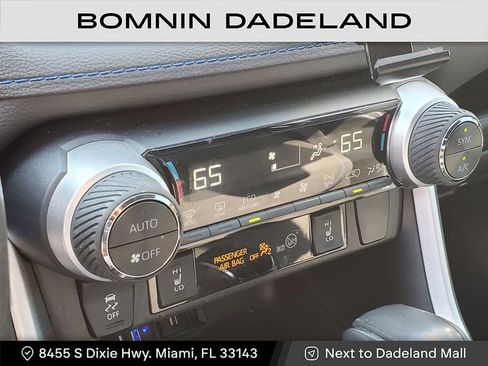 Used 2022 Toyota RAV4 SE image 24