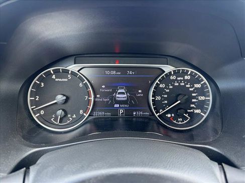 Used 2025 Nissan Altima 2.5 SR image 13