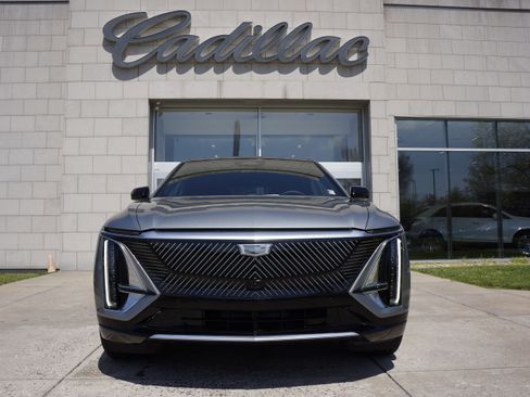 Used 2024 Cadillac Lyriq Tech image 13