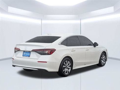 Used 2025 Honda Civic LX image 6