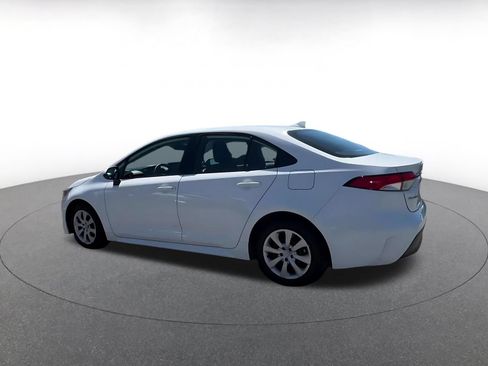 Used 2025 Toyota Corolla LE FWD image 10