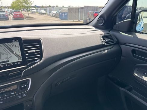 Certified 2024 Honda Ridgeline TrailSport image 27