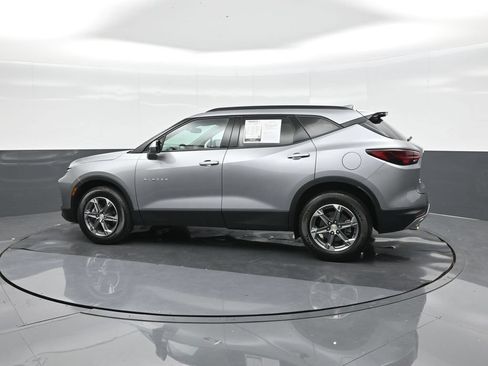 Used 2024 Chevrolet Blazer LT w/ Convenience Package FWD image 5