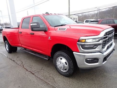 New 2026 RAM 3500 Tradesman image 10