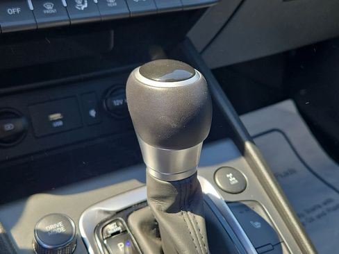 Used 2022 Hyundai Kona SEL w/ Convenience Package AWD/4WD image 16