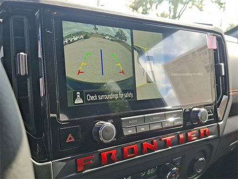 New 2026 Nissan Frontier PRO-4X w/ Pro-4x Convenience Package image 4