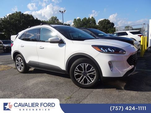 Used 2022 Ford Escape SEL w/ Technology Package AWD/4WD image 2