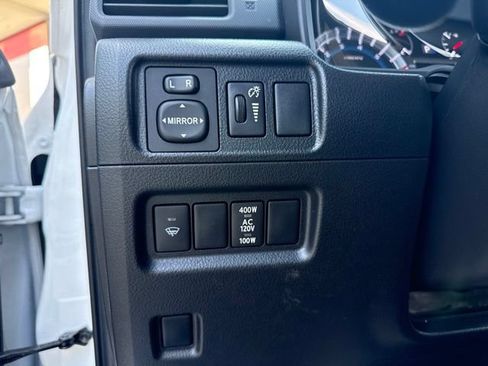 Used 2019 Toyota 4Runner SR5 Premium AWD/4WD image 24