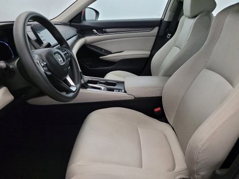Used 2018 Honda Accord LX image 17