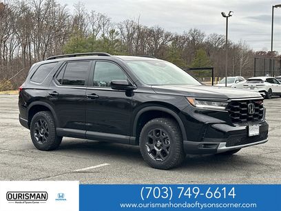 New 2025 Honda Pilot TrailSport