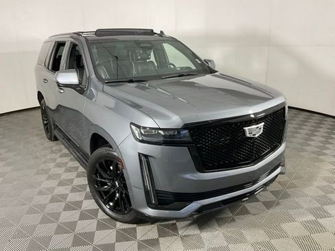 Used 2021 Cadillac Escalade Sport w/ LPO, ONYX Package image 42