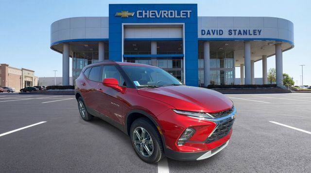 New 2026 Chevrolet Blazer LT w/ Convenience Package FWD image 2