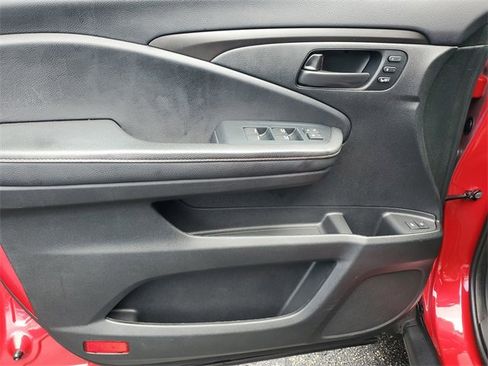 Used 2024 Honda Passport TrailSport image 18