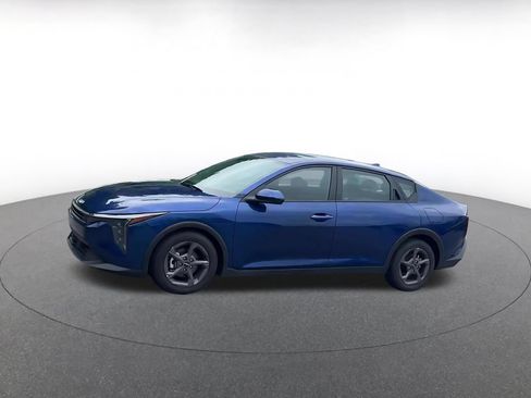 Used 2025 Kia K4 FWD image 7