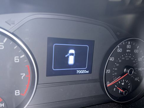 Used 2019 Kia Sportage LX image 6