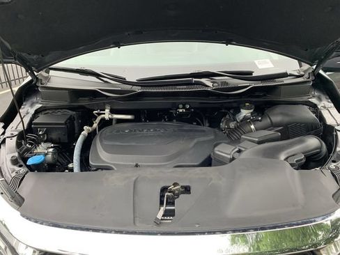 Used 2023 Honda Odyssey Touring image 16