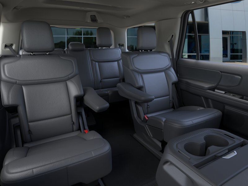 New 2026 Ford Expedition Active RWD image 42