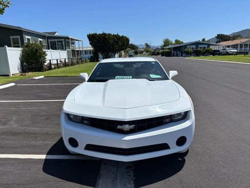 Used 2013 Chevrolet Camaro LS RWD image 7