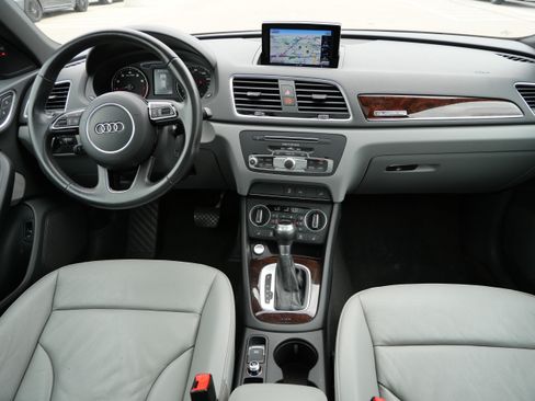 Used 2018 Audi Q3 2.0T Premium Plus AWD/4WD image 10