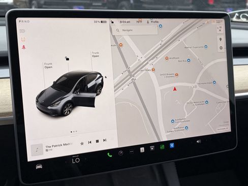 Used 2022 Tesla Model Y Long Range AWD/4WD image 29