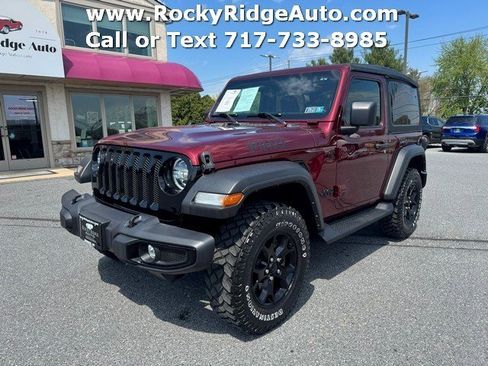 Used 2022 Jeep Wrangler Sport AWD/4WD image 3
