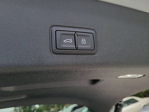 New 2026 Audi Q3 quattro 2.0T AWD/4WD image 31