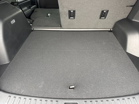 New 2027 GMC Terrain Elevation FWD image 14