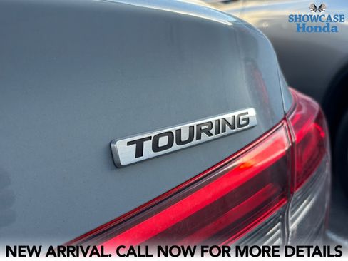 Used 2023 Honda Civic Touring image 11