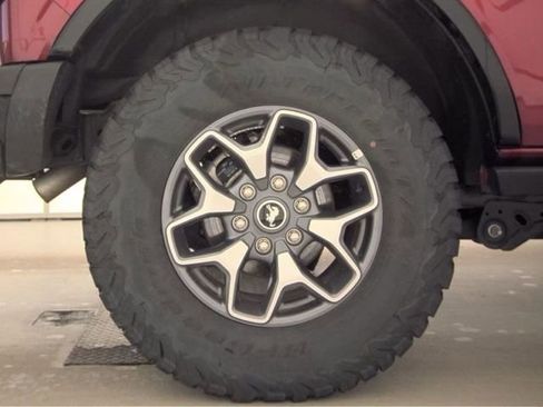 Used 2025 Ford Bronco Badlands AWD/4WD image 21
