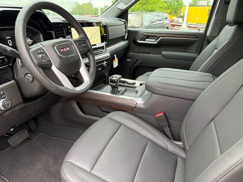 New 2026 GMC Sierra 1500 SLT AWD/4WD image 18