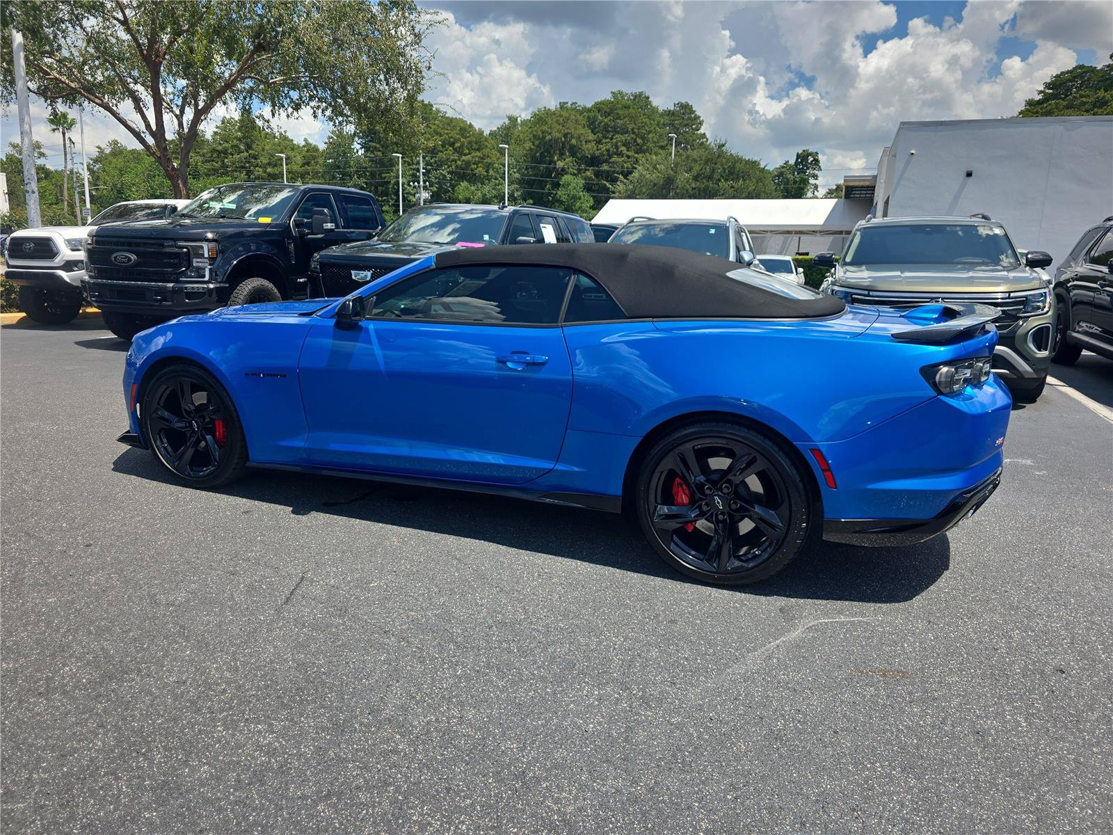 Used 2024 Chevrolet Camaro SS RWD image 5