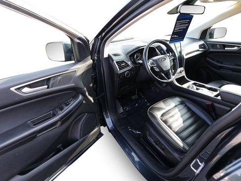 Certified 2024 Ford Edge SEL w/ Convenience Package AWD/4WD image 12
