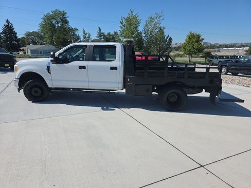 Used 2017 Ford F350 XL w/ Power Equipment Group AWD/4WD image 8
