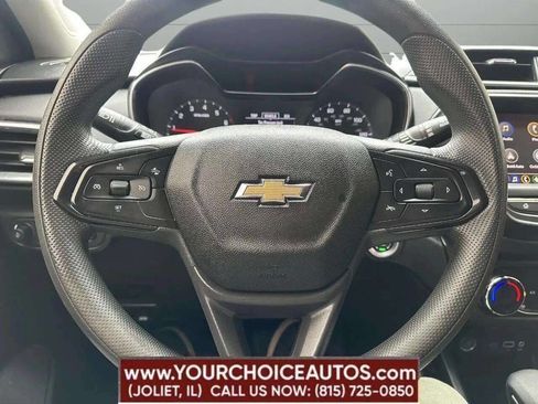 Used 2021 Chevrolet TrailBlazer LT image 15