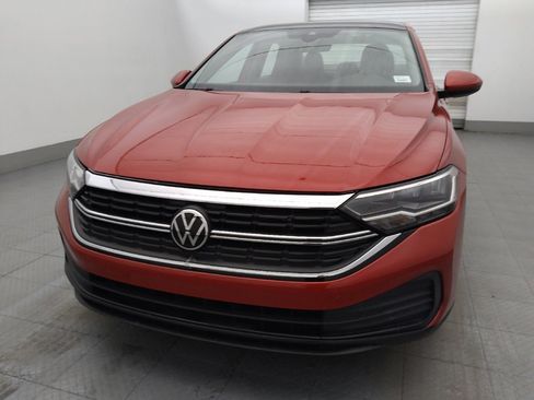 Used 2024 Volkswagen Jetta SE FWD image 15