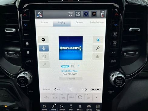 Used 2022 RAM 1500 Laramie AWD/4WD image 38