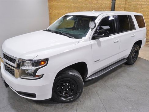 Used 2018 Chevrolet Tahoe 2WD image 2