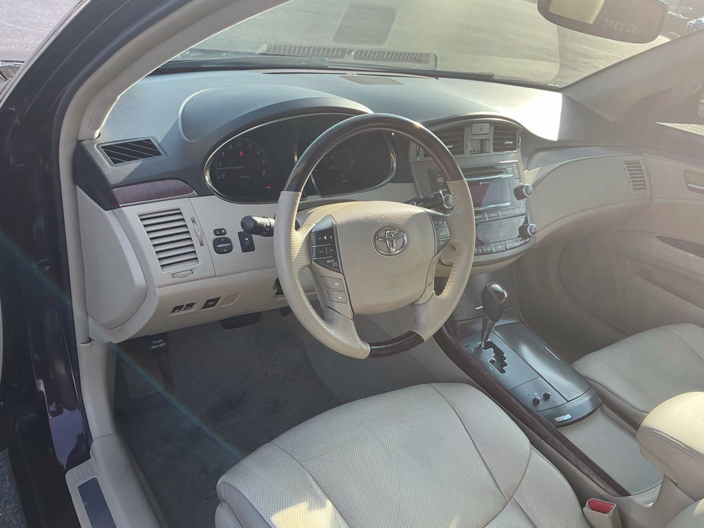 Used 2012 Toyota Avalon Limited FWD image 17