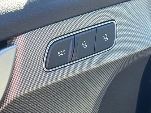 Used 2024 Hyundai Palisade SEL image 18