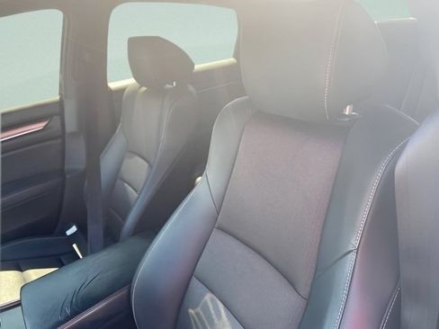 Used 2018 Honda Accord Sport image 17