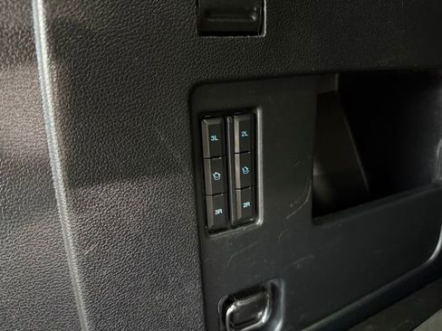 Used 2020 Ford Expedition Max XLT w/ Equipment Group 202A image 11