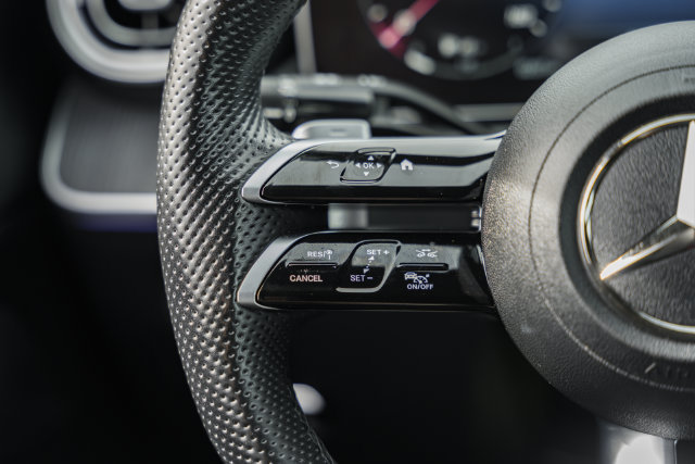 Certified 2023 Mercedes-Benz C 300 4MATIC Sedan image 28