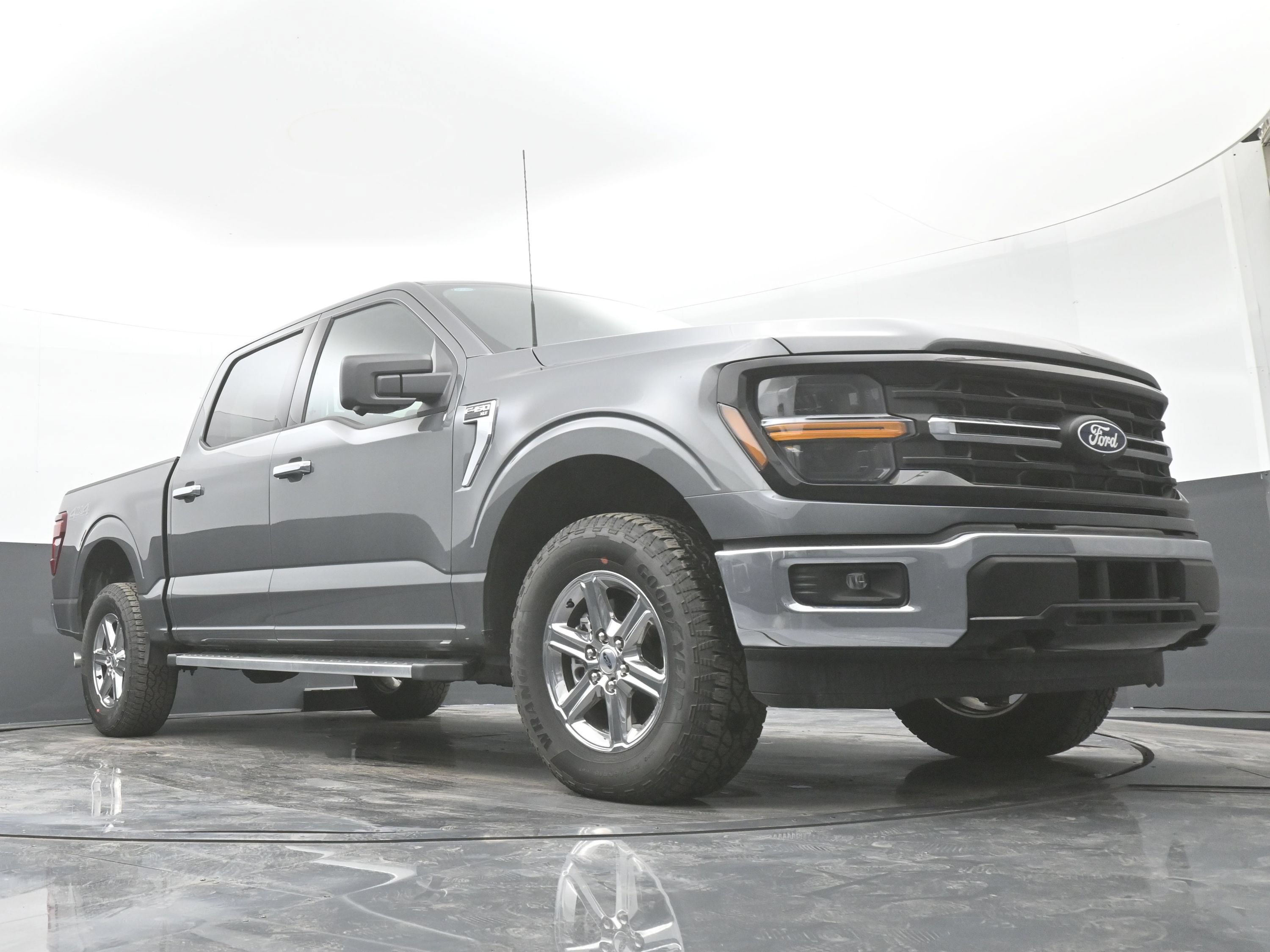 Used 2024 Ford F150 XLT AWD/4WD image 33