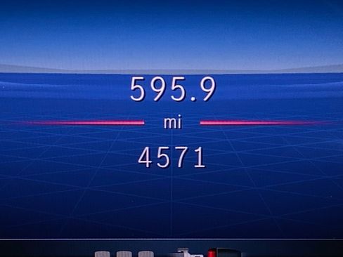 Certified 2025 Mercedes-Benz GLB 250 4MATIC image 17