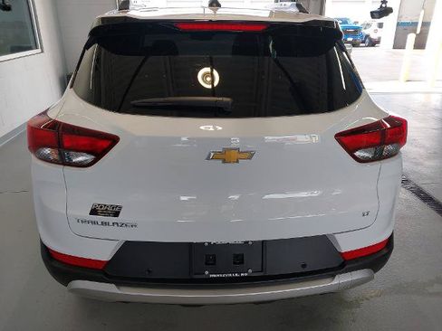 New 2026 Chevrolet TrailBlazer LT w/ Convenience Package FWD image 33