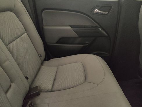 Used 2019 Chevrolet Colorado LT w/ LT Convenience Package image 19