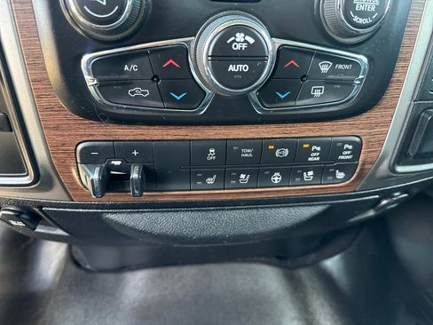 Used 2018 RAM 2500 Laramie AWD/4WD image 13