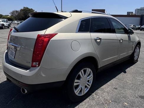 Used 2012 Cadillac SRX Luxury AWD/4WD image 6