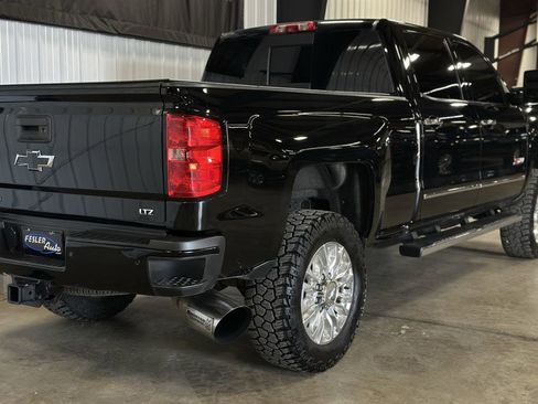 Used 2015 Chevrolet Silverado 2500 LTZ w/ Duramax Plus Package AWD/4WD image 14