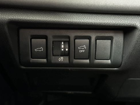 Certified 2024 Subaru Outback Limited image 30